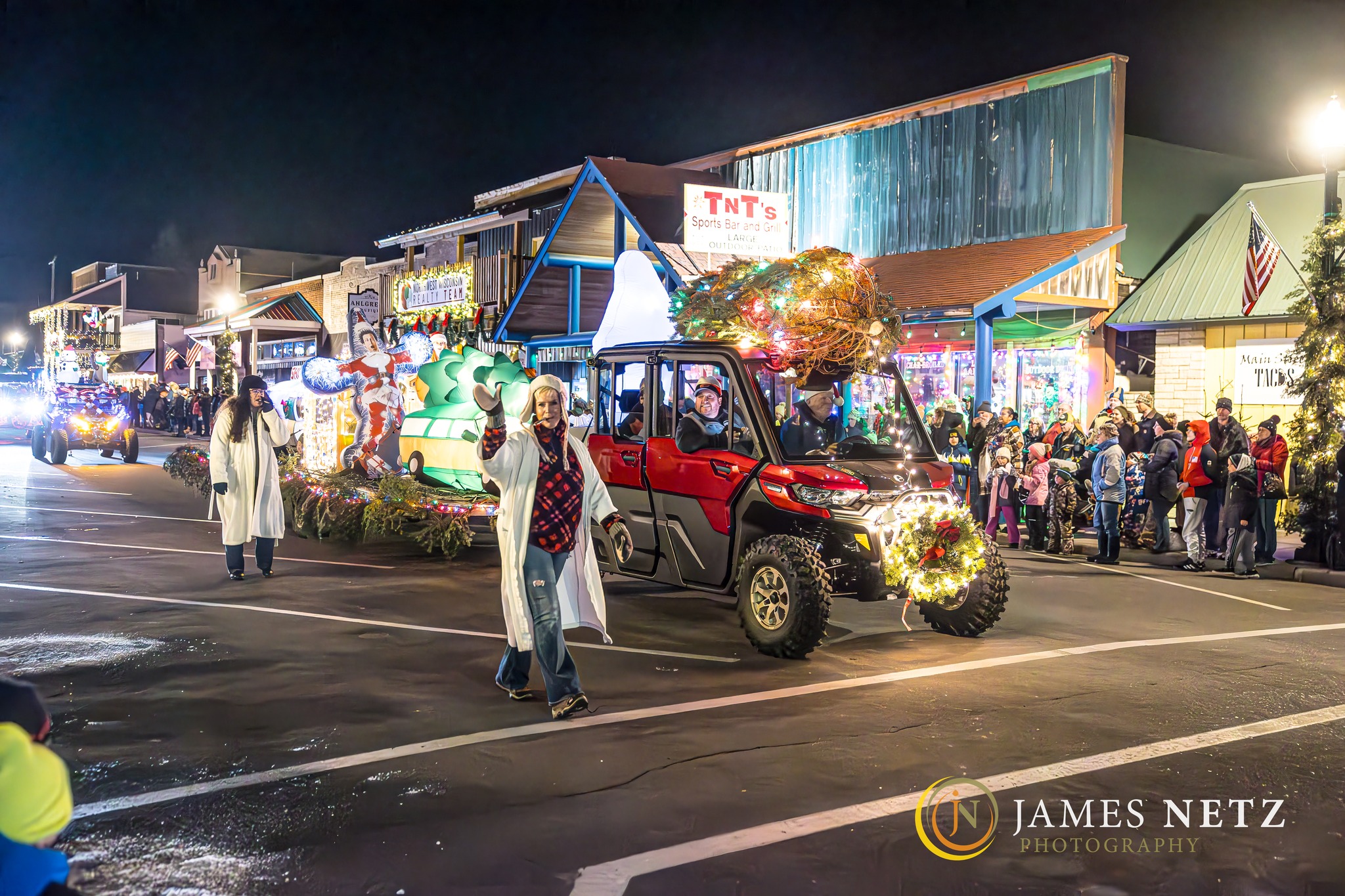 Light Your Engines Parade - Christmas in Hayward